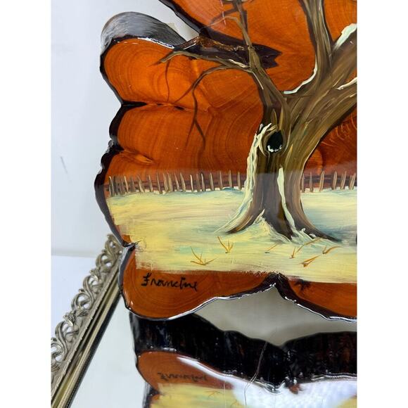 Vintage 1970’s Varnished Wood Slab Burl Edge Clock with Winter Snow Scene - Picture 5 of 10